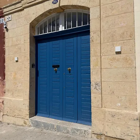 With Views בית נופש ואלטה