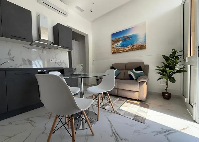 With Views * Valletta